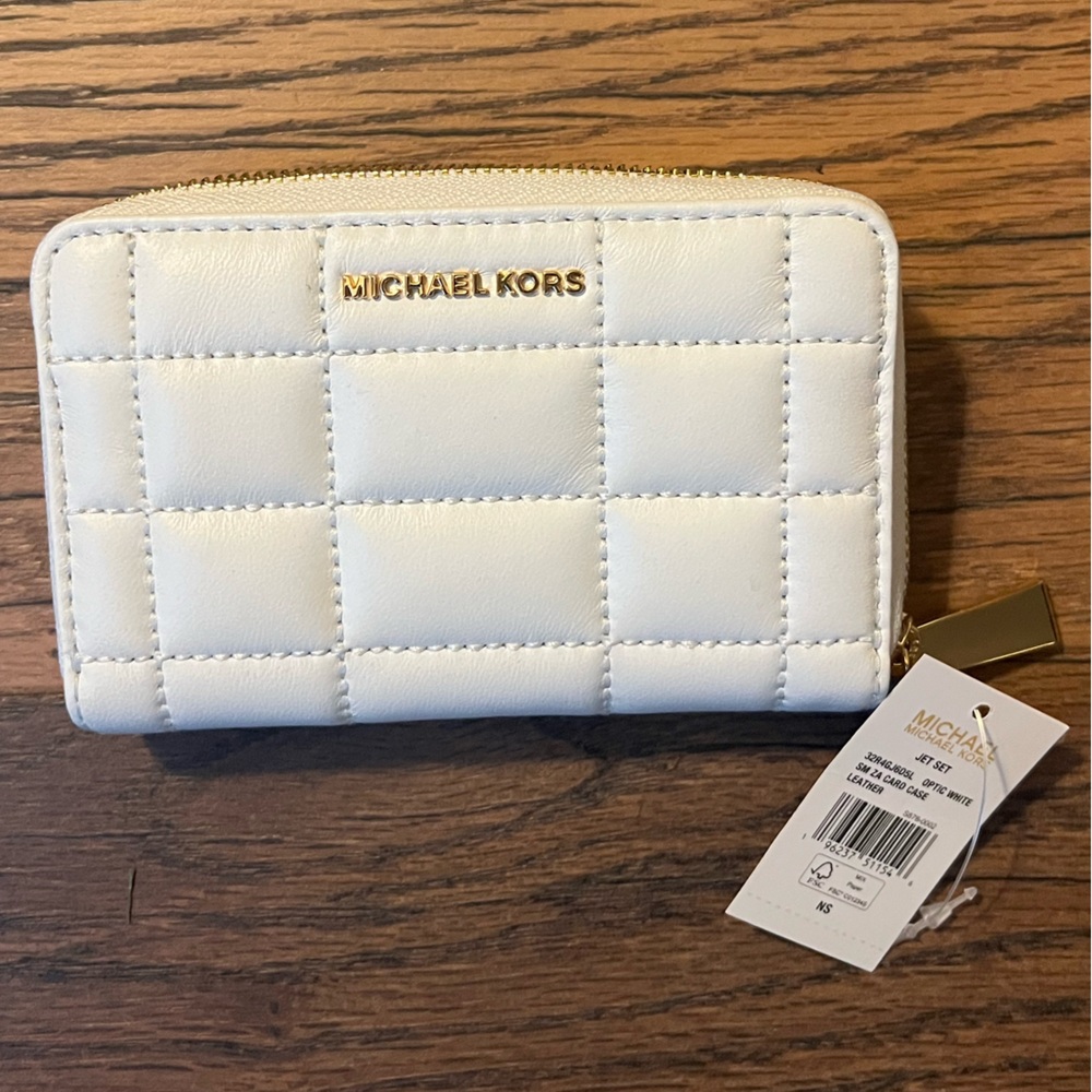 Michael Kors Small Zip Wallet
